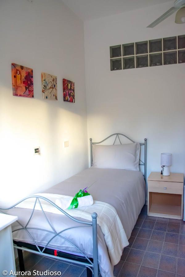 B&B L'Incanto Degli Artisti กัลตาจีโรเน ภายนอก รูปภาพ