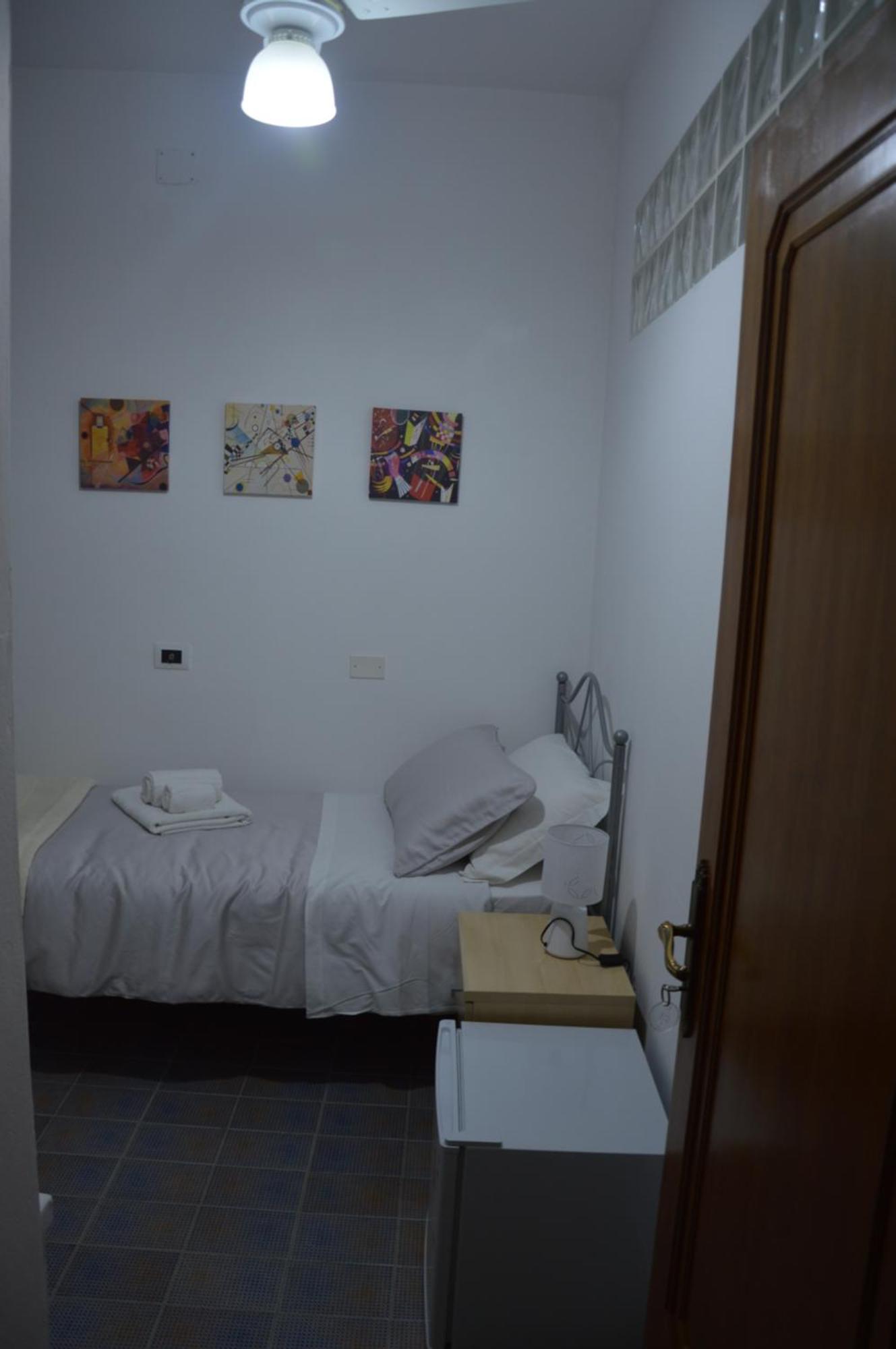B&B L'Incanto Degli Artisti กัลตาจีโรเน ภายนอก รูปภาพ